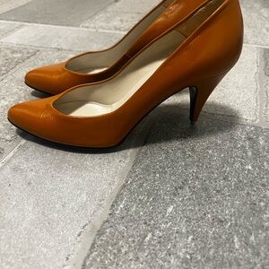 Sergio Zelcer Spanish Leather Cognac Pointed Toe Pumps | Vintage